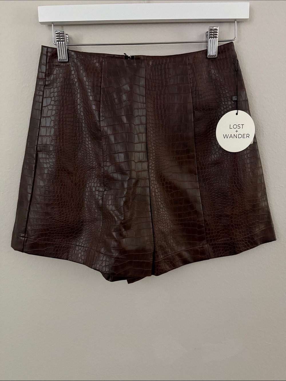Lost + Wander "Idalia" Croc-Embossed Faux Leather Shorts [LA0748]